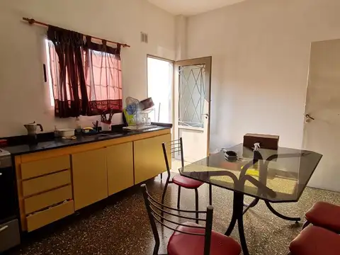 Depto Tipo Casa 3 ambientes con 2 baños