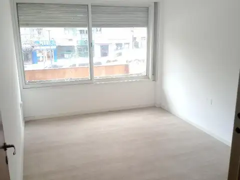 Oficina en Alquiler 48 años