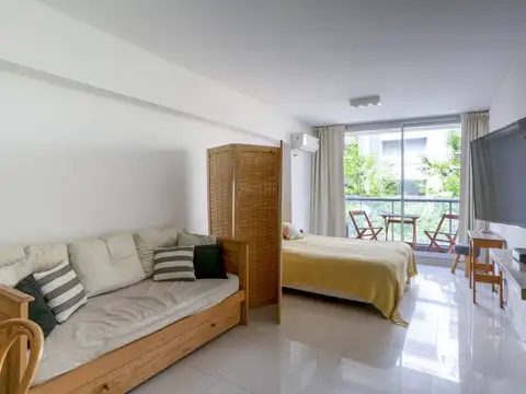 Juan Francisco Segui y Republica de la India