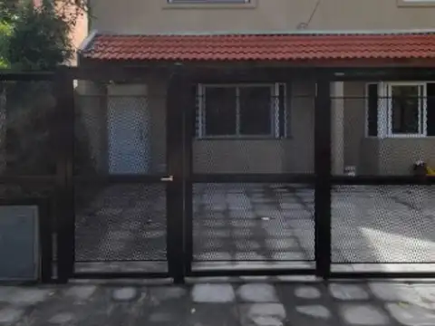 Dúplex a la venta en Pilar