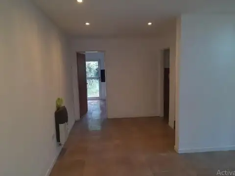 Casa 3 ambientes con 2 baños