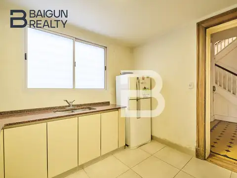 Venta PH de 7 ambientes con garage en Parque Chacabuco
