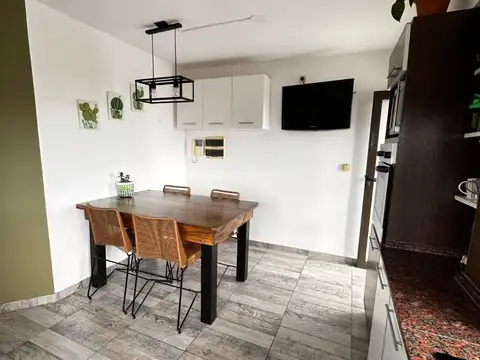 Departamento En Venta De 4 Ambientes Con Balcón Con Cochera En San Miguel