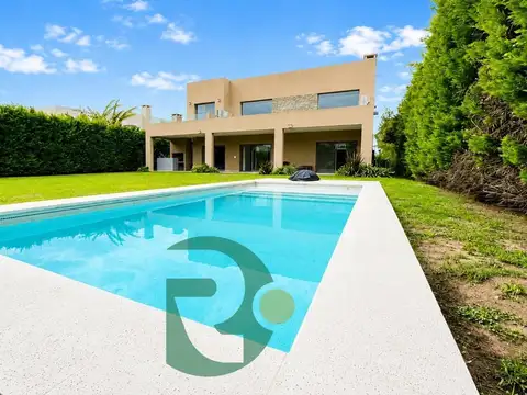 Venta Casa.5 amb.Bo.Privado La Lomada. Pilar