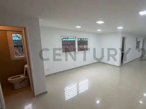 RETASADO  VENTA - Depto 3 Ambientes en Planta Baja - Patio, Cochera y Baulera