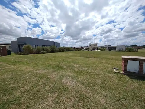 Terreno en Venta en Countries y Barrios Cerrados en Escobar, USD 9.500