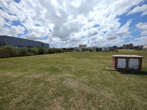 Terreno en Venta en Countries y Barrios Cerrados en Escobar, USD 9.500