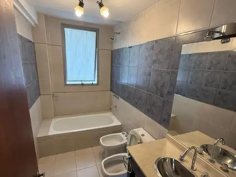 Departamento 3 ambientes con 2 baños