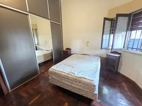Casa 6 ambientes Venta Villa Martelli con Parque