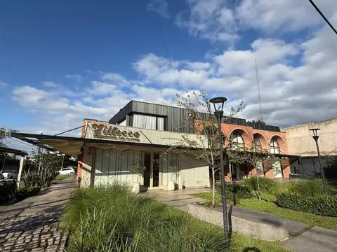 VENTA LOCAL COMERCIAL N°3 CON COCHERA YERBA BUENA