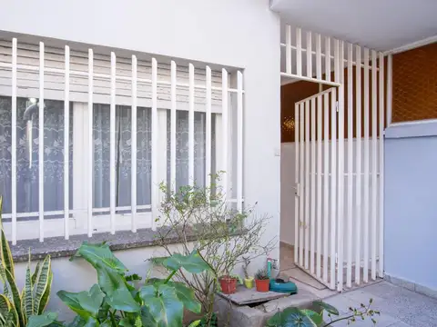 Depto Tipo Casa en Venta al Oeste