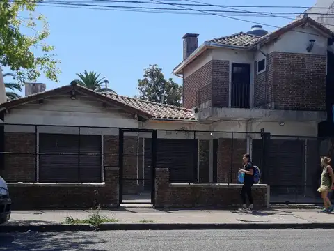 Casa en Alquiler en Bella Vista, $ 2.500.000