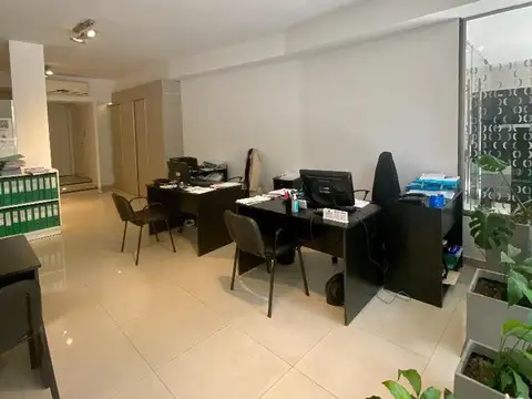 Local en Alquiler en Centro, $ 2.200.000