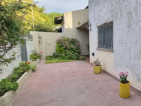 Casa en Venta en Luis Guillon, USD 110.000