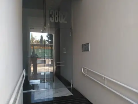 Av Cabildo 3800, Piso 1ro