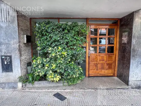 Monoambiente reciclado - cocina independiente – Apto crédito – Zona UADE / UAI