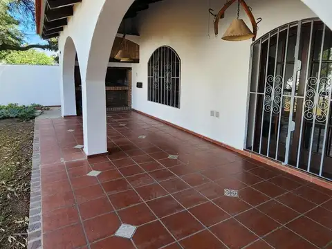Casa en Venta al Oeste