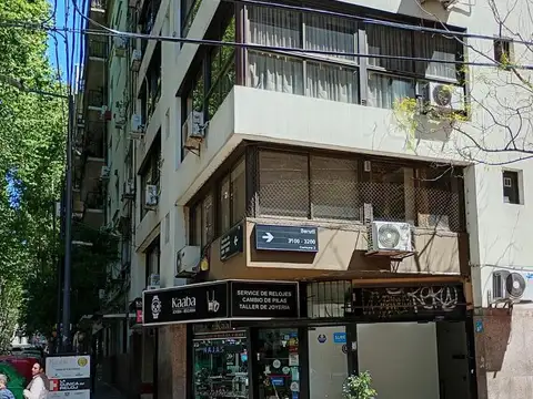 Espectacular local en esquina en el corazón de Recoleta