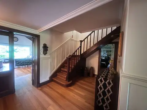 Hipólito Yrigoyen 1700