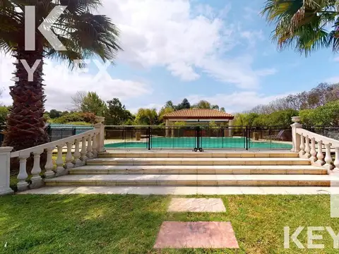 VENTA DE CASA DE 4 DORMITORIOS EN CAMPOS DE ROCA