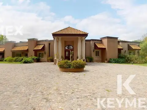 VENTA DE CASA DE 4 DORMITORIOS EN CAMPOS DE ROCA