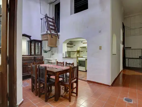 Venta PH 3 ambientes,zona Parque Patricios.