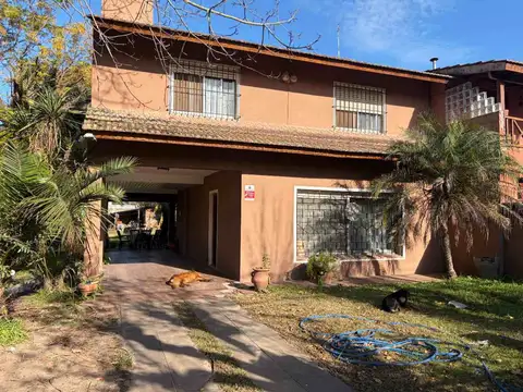 Venta casa 4 amb ing Maschwitz Centro