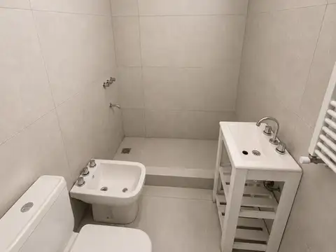 Depto Tipo Casa en Venta con 1 cocheras