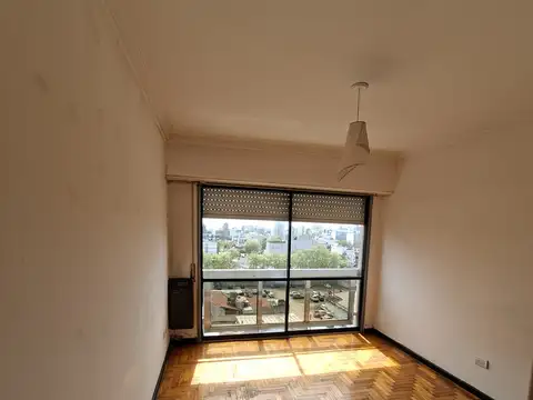 ALQUILO DEPARTAMENTO SIN MUEBLES TRES AMBIENTES CON COCHERA ZONA SHOPPING ALDREY