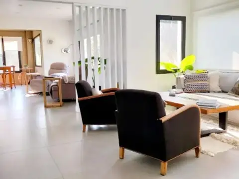 Casa 5 amb c/depedencia en venta en Mayling Pilar