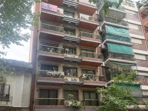 2AM FRENTE CON BAULERA