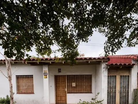 Casa en venta apta credito. Banfield este. Oportunidad 