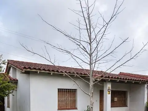 Casa en venta apta credito. Banfield este. Oportunidad 