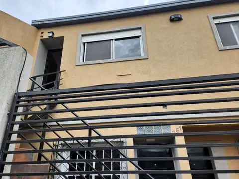 2 AMB, 1º PISO CFTE, SIN EXPENSAS   EXCELENTE UBICACIÓN  