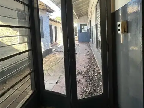 Casa en Venta en Lomas De Zamora, USD 180.000