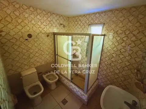 Casa 3 ambientes con 2 baños