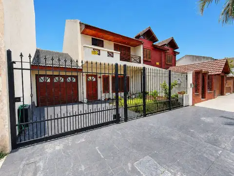 Casa en Venta en Villa Luzuriaga, USD 190.000