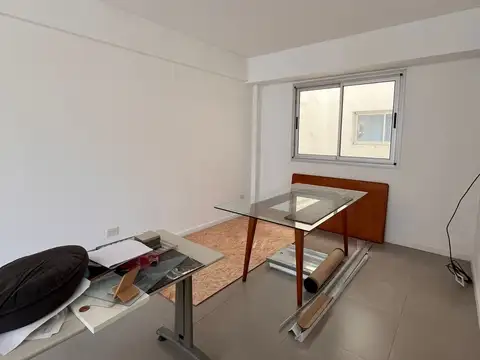 Departamento en Alquiler en Coghlan, $ 750.000