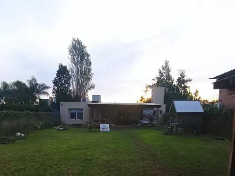 Casa 3 ambientes con 1 baño