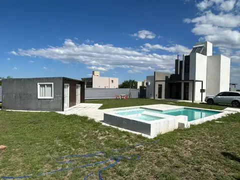 Venta Casa Barrio La Pampeana E53