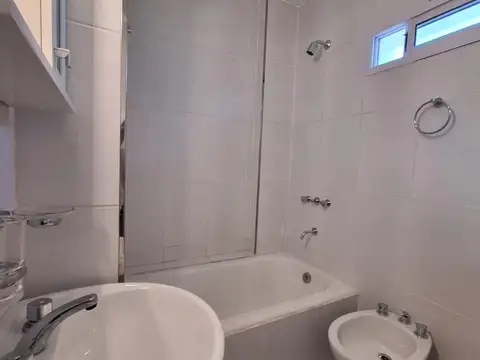 Alquiler Monoambiente c/balcón al frente en Boedo