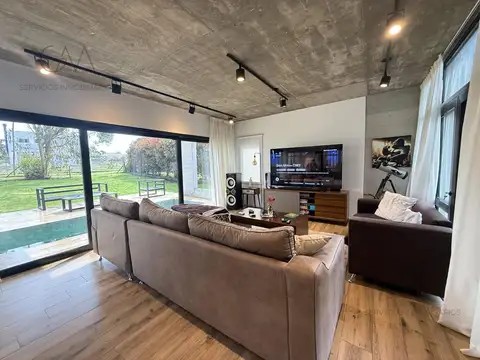 Casa en Alquiler en Arenas del Sur, USD 2.300
