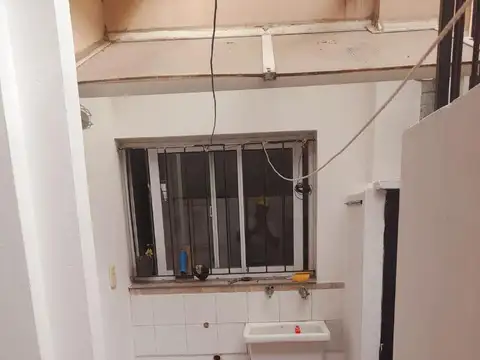 Venta. 2 Ambientes. Vedia Y Mariano Acha.