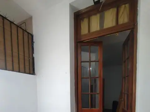 Depto Tipo Casa en Venta en Saavedra, USD 125.000