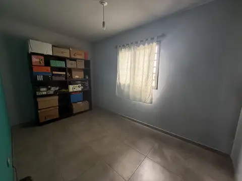 Casa 2 ambientes con 2 baños