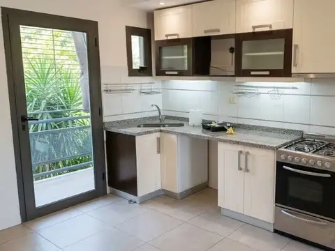 Venta departamento 6ta sección 2 hab, 2 baños