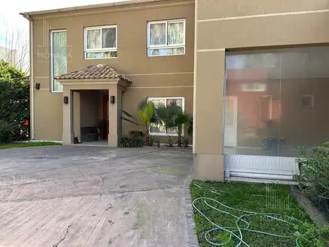 Casa en Venta al Noreste