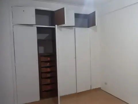 Departamento en Alquiler en Flores, $ 700.000