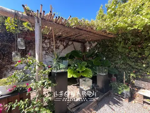 Casa 4 ambientes con 1 baño