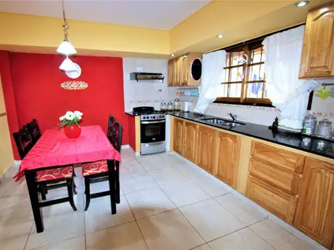 Depto Tipo Casa en Venta en Carapachay, USD 245.000